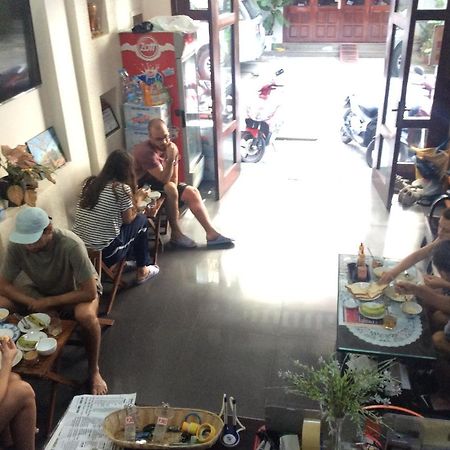הואה Hong Phat Hostel מראה חיצוני תמונה